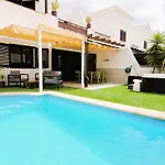 فيلة With Heated Pool & Jacuzzi بلايا بلانكا