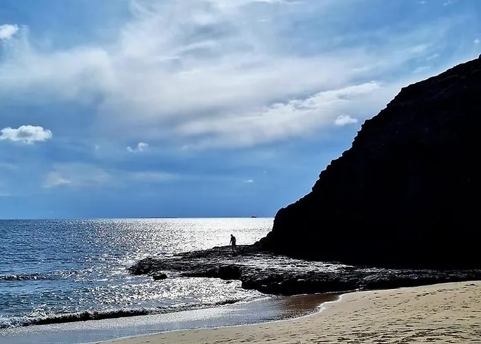 With Heated Pool & Jacuzzi Willa *