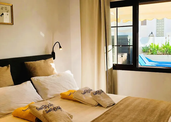 Willa With Heated Pool & Jacuzzi