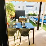 With Heated Pool & Jacuzzi Villa *