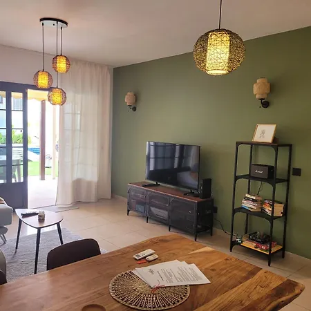 빌라 With Heated Pool & Jacuzzi *