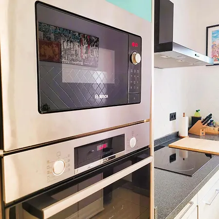 With Heated Pool & Jacuzzi 빌라