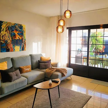 With Heated Pool & Jacuzzi * 플라야블랑카