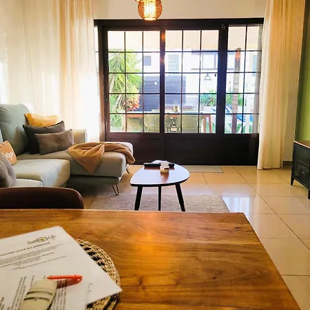 빌라 With Heated Pool & Jacuzzi *