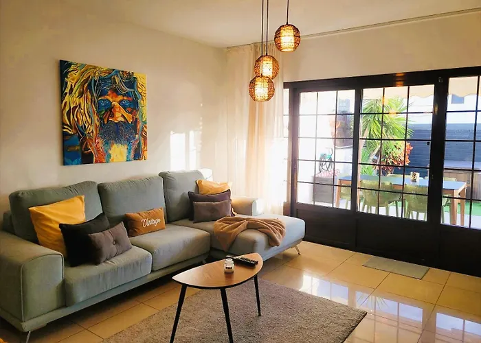 With Heated Pool & Jacuzzi * Πλάγια Μπλάνκα