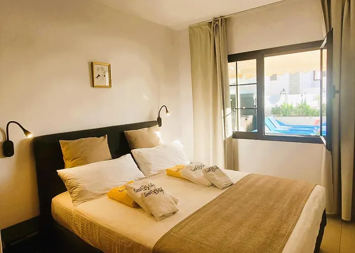 With Heated Pool & Jacuzzi * Πλάγια Μπλάνκα